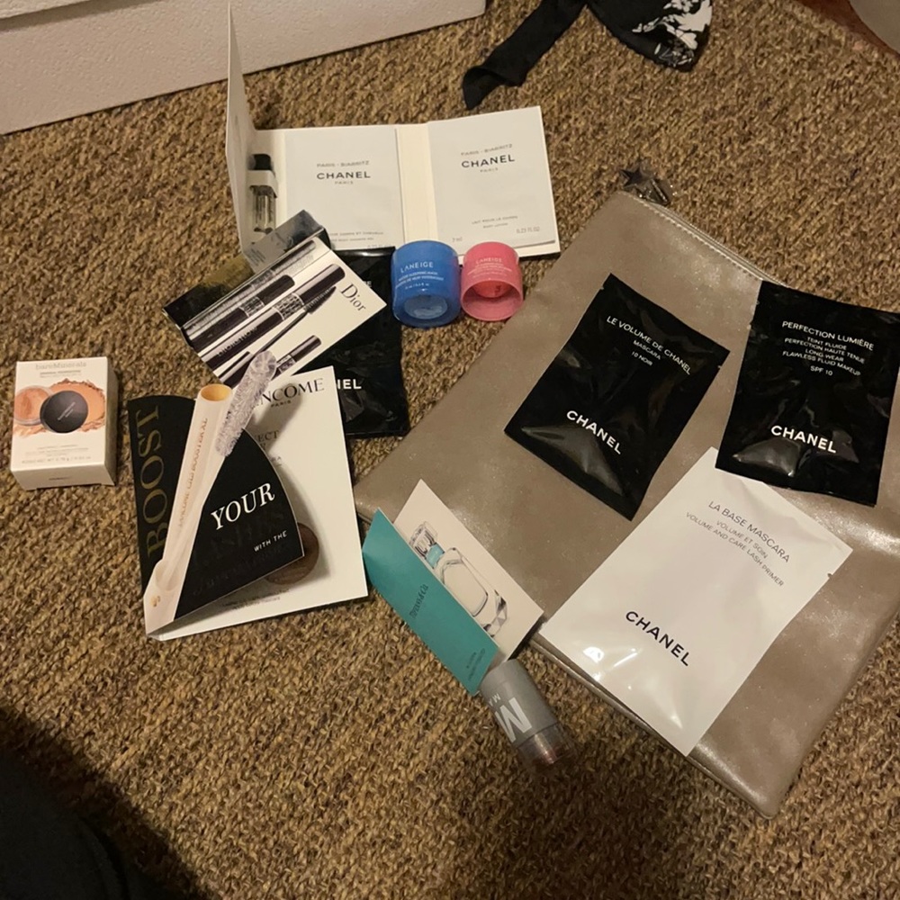 Makeup bundle